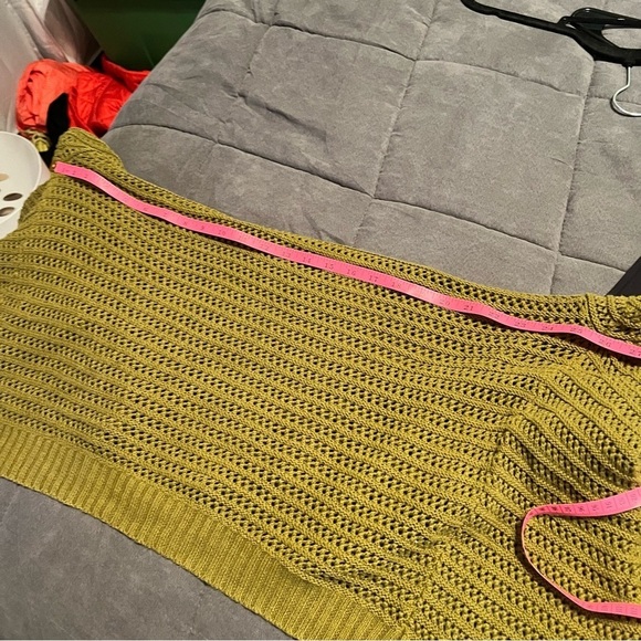 ModCloth Cotton Creation Oversized Cardigan in Avocado Green size S/M - Picture 5 of 8